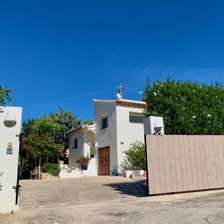 Villa Belvilla By Oyo Ca La Vida
